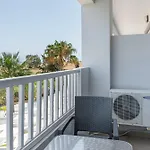 Apartment Evripides Triple 2