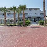 Apartmán Evripides Triple 2 *
